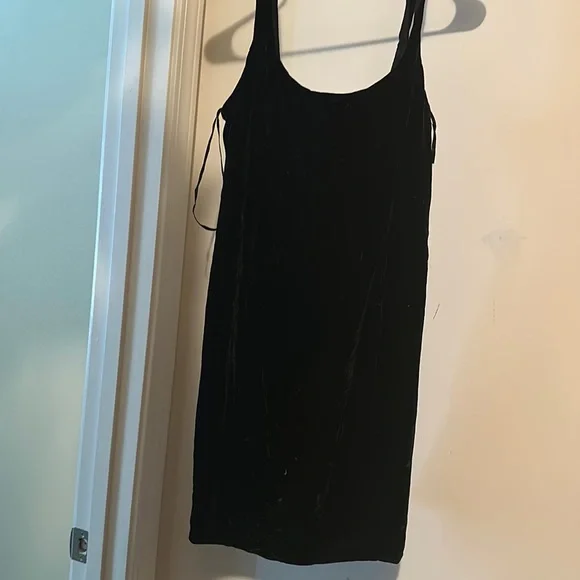 Ann Taylor | Dresses | Ann Taylor 2p Black Velvet Dress | Poshmark